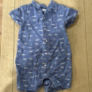 Janie and Jack short sleeve collared fish onsie. 6-12m. No stains or damage